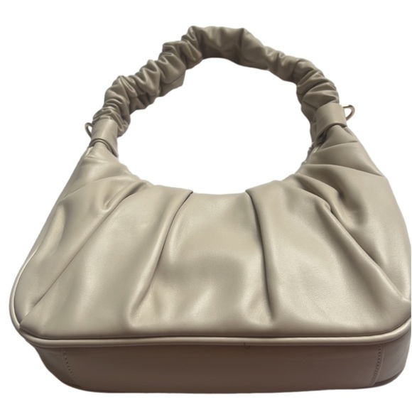 Nwt Efeimoua Ruched Shoulder Dumpling Bag - Picture 8 of 9